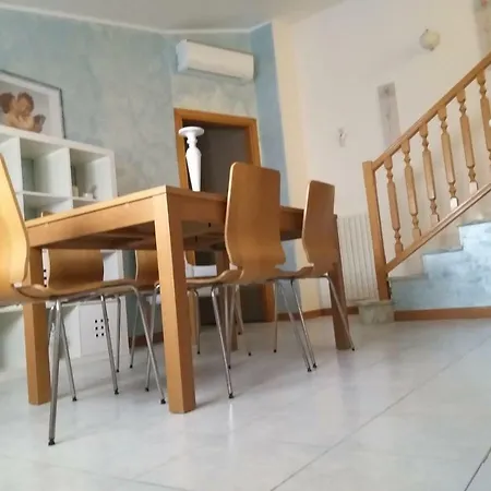 Casa Mar.e Гроттамаре